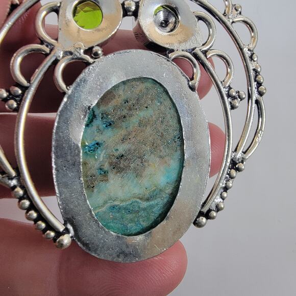 Handmade Silver Pendant with Turquoise and Green Peridot Gems - Picture 5 of 9
